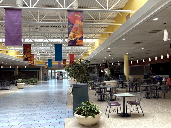 Fashion Square Mall - June 15 2022 Photo (newer photo)